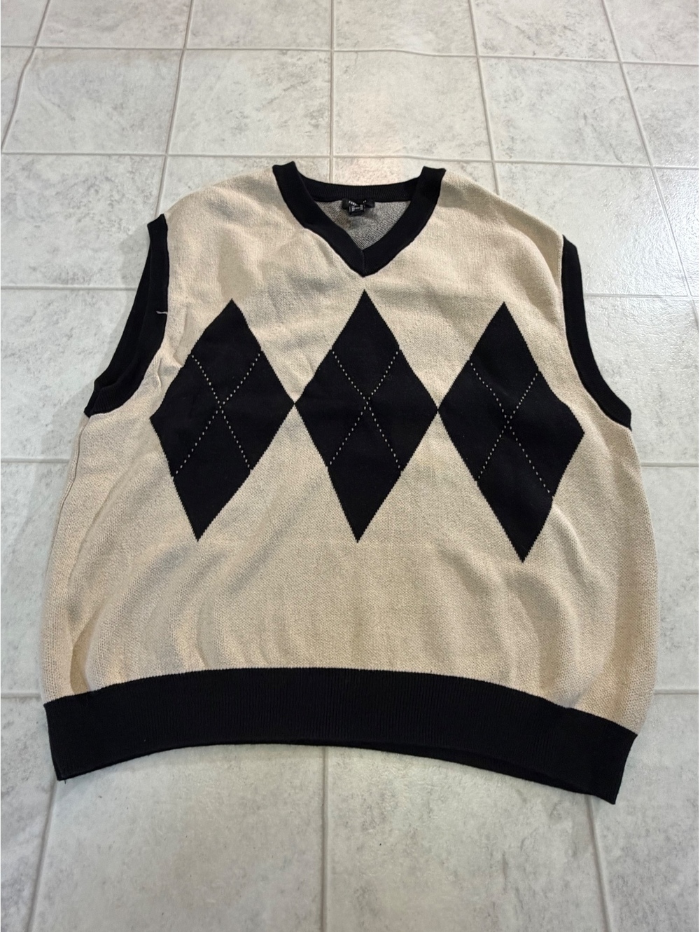Forever 21 Men's Argyle Patterned Sleeveless Sweater Vest XL